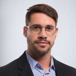 EYE'M Round Eyeglasses in Gunmetal – Product Photo 6