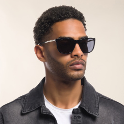 EYE'M Square Sunglasses in Black – Product Photo 6