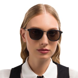 EYE'M Unisex Square Sunglasses in Black – Product Photo 5