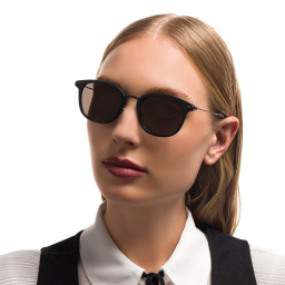 EYE'M Unisex Square Sunglasses in Black – Product Photo 6