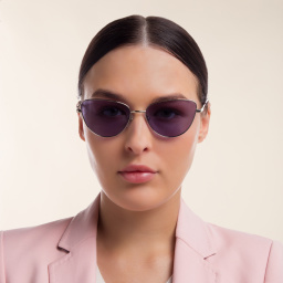 EYE'M Cat Eye Sunglasses in Gold – Product Photo 4