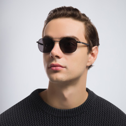Ray-Ban Unisex Square Sunglasses in Black – Product Photo 8