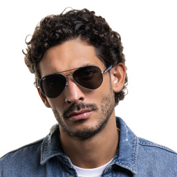 Shop Ray-Ban Unisex Aviator Sunglasses in Silver online.