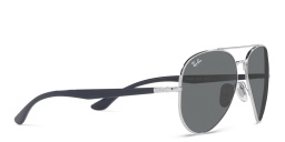 Shop Ray-Ban Unisex Aviator Sunglasses in Silver online.