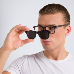 EYE'M Square Eyeglasses in Havana – Product Photo 4