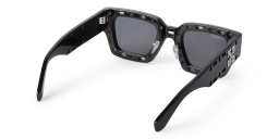 Shop OFF WHITE Mercer Unisex Square Sunglasses in Black online.