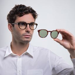 Shop DAVID BECKHAM Timeless Icons Panthos Eyeglasses in Havana online.