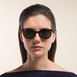 Shop Ray-Ban Elliot Unisex Square Sunglasses in Black online.
