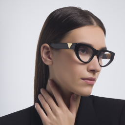 BOTTEGA VENETA Cat-Eye Eyeglasses in Black – Product Photo 6