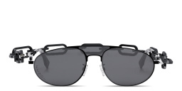 Shop FENDI O'Lock Pilot Sunglasses with Removable Chain in Black online.