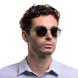 Shop Ray-Ban Jim Unisex Irregular Sunglasses in Black online.