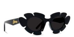 LOEWE Curvy Black Cat-Eye Sunglasses in Black – Product Photo 4
