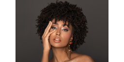 Bella One-Day Color Contact Lenses - Garnet – Product Photo 4