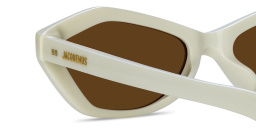JACQUEMUS Bambino Irregular Sunglasses in White – Product Photo 4