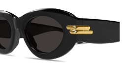 Shop BOTTEGA VENETA Bold Ribbon Oval Sunglasses in Black online.