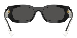 تسوق نظارات شمسية طراز بيلو بتوقيع العلامة برادا بلون أسود أونلاين.