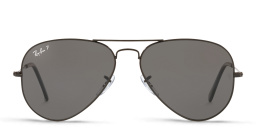 Ray-Ban Aviator Sunglasses in Black – Product Photo 1