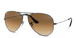 Shop Ray-Ban Unisex Pilot Sunglasses in Silver online.