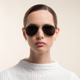 Ray-Ban Unisex Pilot Polarized Sunglasses in Metal in Gold – Product Photo 5