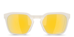 تسوق نظارات شمسية إيتش إس تي إن إس كيو بإطار مربّع للجنسين اوكلي بلون ميست أبيض مطفي أونلاين.