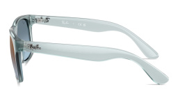 تسوق نظارات شمسية جاستن بإطار مربّع للأطفال راي بان جونيور بلون أزرق شفاف أونلاين.