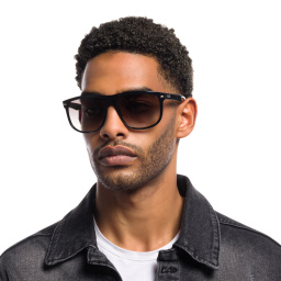 Ray-Ban Boyfriend Square Sunglasses in Black – Product Photo 5