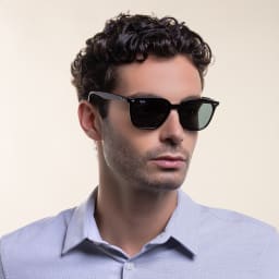 Shop Ray-Ban Square Sunglasses in Black online.