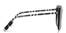 تسوق نظارات شمسية مربّعة كبيرة بربري بلون Black أونلاين.