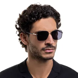 Shop EYE'M Square Sunglasses in Black online.