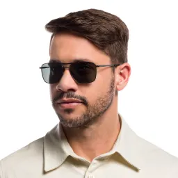 Shop EYE'M Rectangle Sunglasses in Gunmetal online.