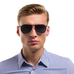 Shop EYE'M Wide Aviator Sunglasses in Black online.