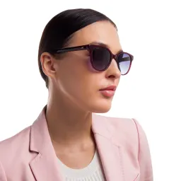 تسوق نظارة شمسية بإطار مربع EYE'M بلون أحمر أونلاين.