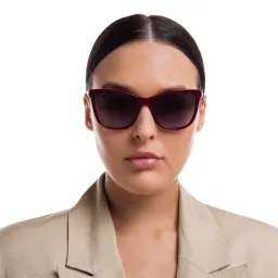 تسوق نظارة شمسية بإطار مربع EYE'M بلون أحمر أونلاين.