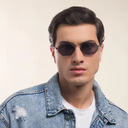 Shop SPILTMILK Hermes Unisex Irregular Sunglasses in Silver online.
