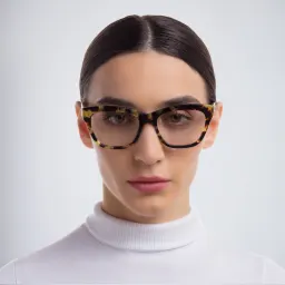 تسوق نظارة طبية بإطار مربع ميو ميو بلون مموه أونلاين.