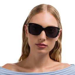 Shop EYE'M Square Sunglasses in Black online.