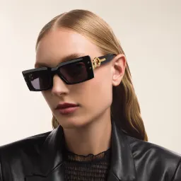 Shop BALMAIN Rectangle Sunglasses in Black online.