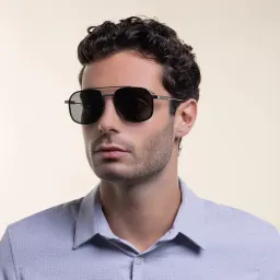 تسوق نظارات شمسية أفياتور غوتشي بلون فضي أونلاين.