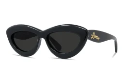 Shop LOEWE Curvy Black Cat-Eye Sunglasses in Black online.