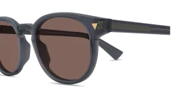 Shop BOTTEGA VENETA Triangle Stud Panthos Sunglasses in Grey online.