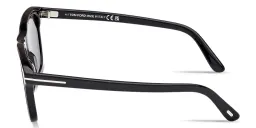 Shop TOM FORD Barron Square Sunglasses in Black online.