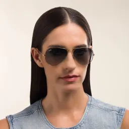 Shop Ray-Ban Unisex Pilot Sunglasses in Metal in Gold online.