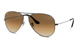 Shop Ray-Ban Unisex Pilot Sunglasses in Silver online.