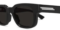 Shop BOTTEGA VENETA Classic Square Sunglasses in Black online.