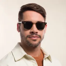 Shop Ray-Ban Clubmaster Classic Square Sunglasses in Tortoise On Gold online.