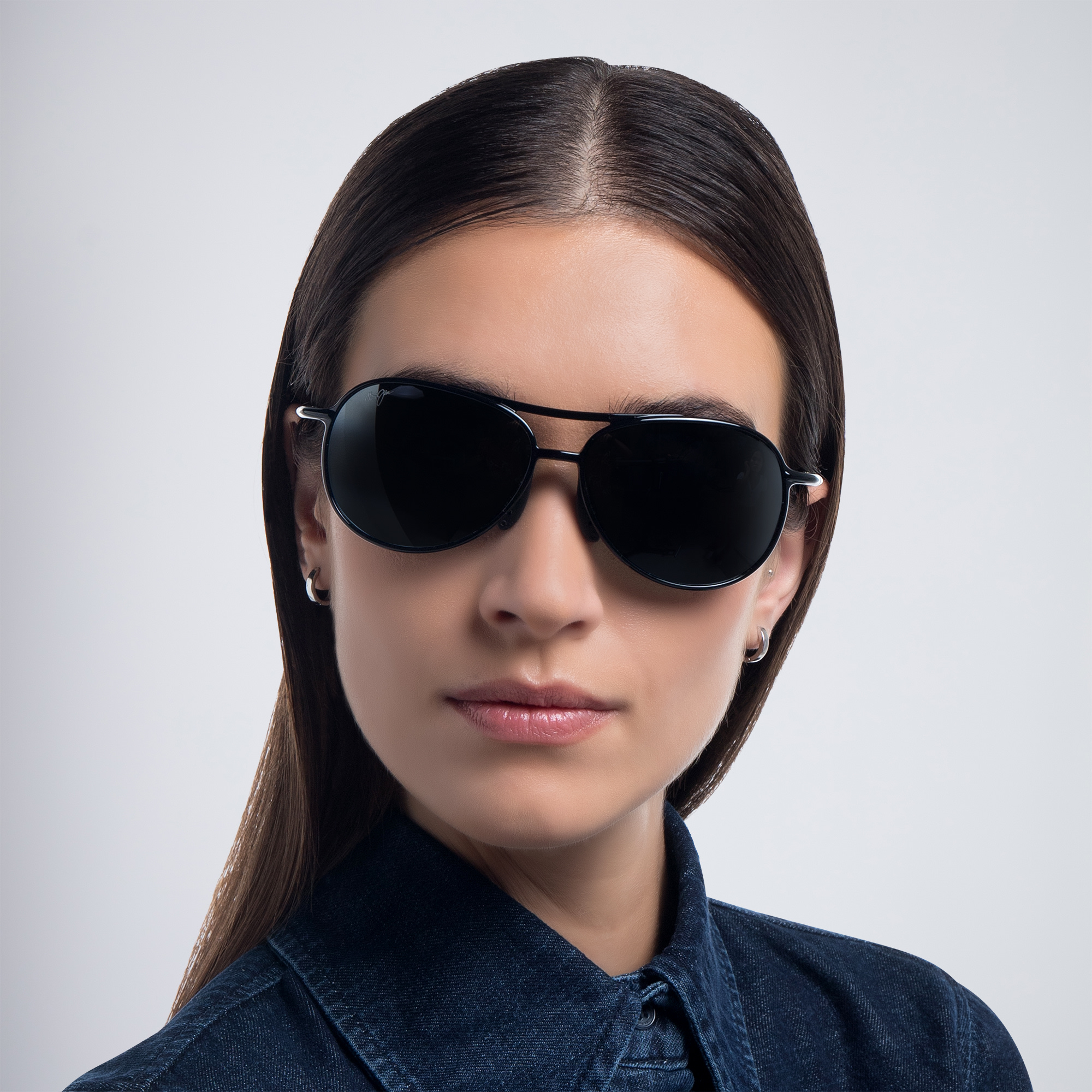 Maui Jim Alelele Bridge Unisex Aviator Sunglasses in Black – Product Photo 5