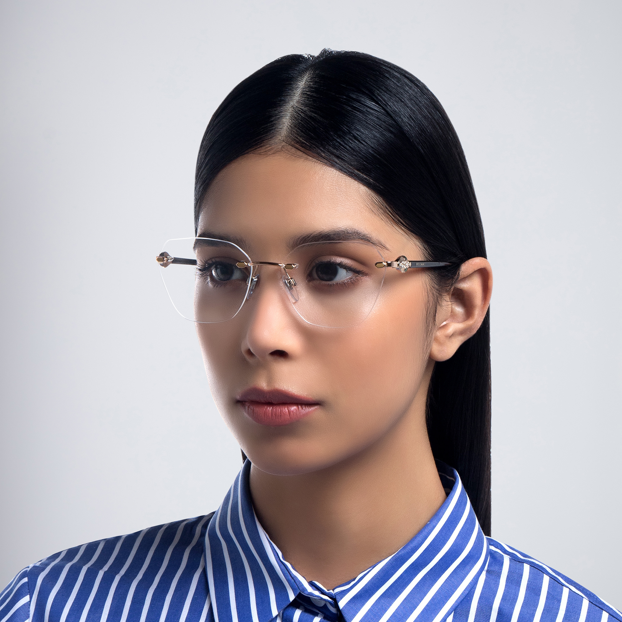 نظارة طبية واسعة غير منتظمة بدون إطار من بولغري بلون وردي ذهبي - صورة المنتج 6