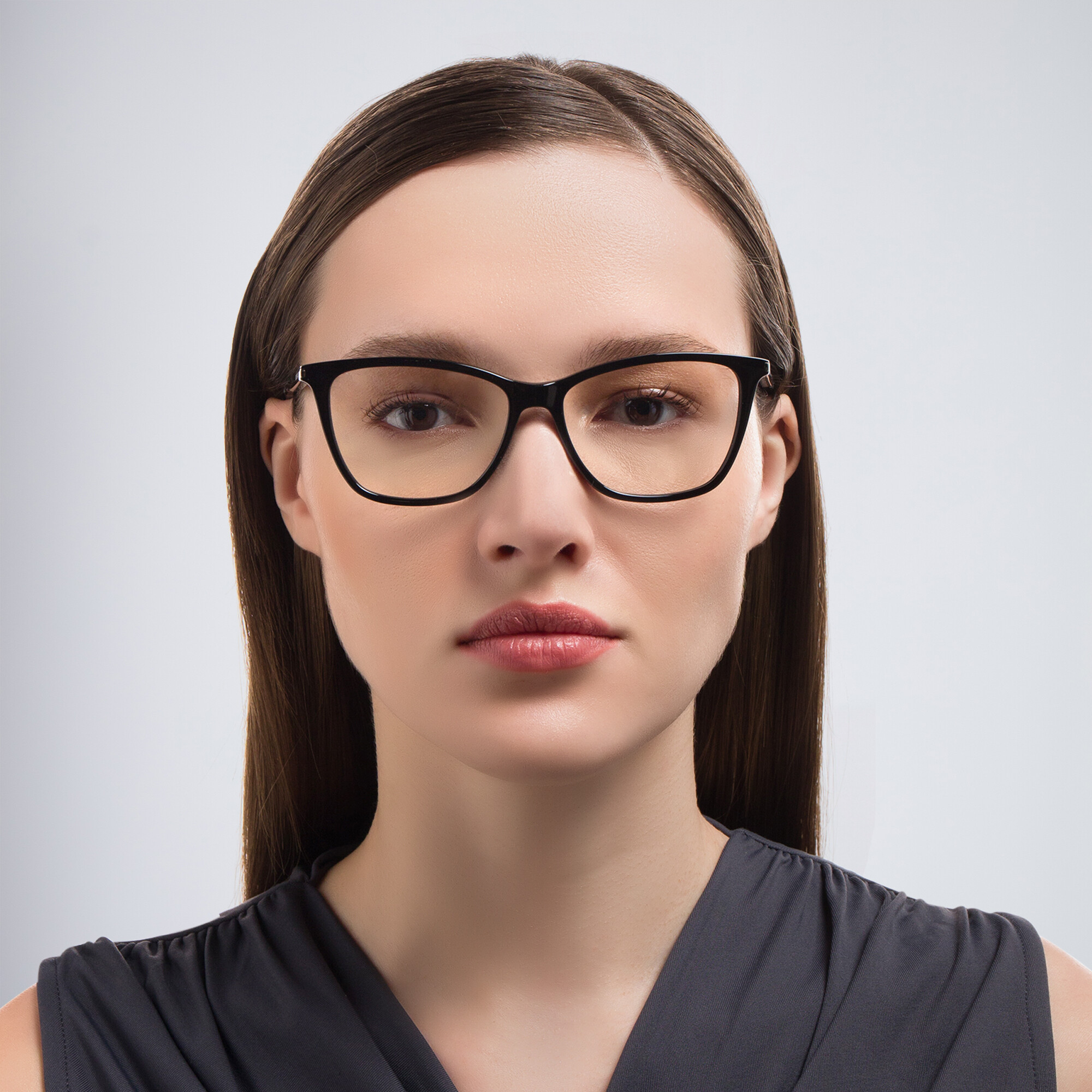 تسوق نظارات طبية طراز كات آي بتوقيع العلامة سان لوران بلون أسود أونلاين.