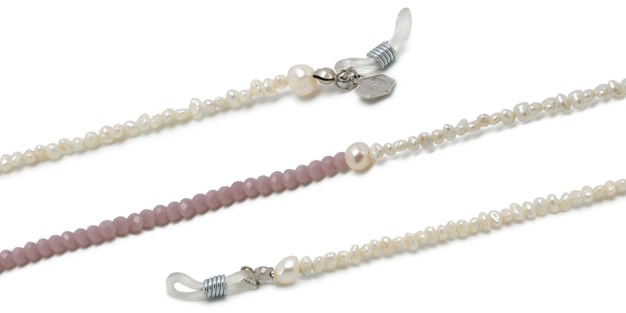 سلسلة نظارات باللؤلؤ الطبيعي والكريستال من ذا ريتشي ديستريكت - صورة المنتج 2