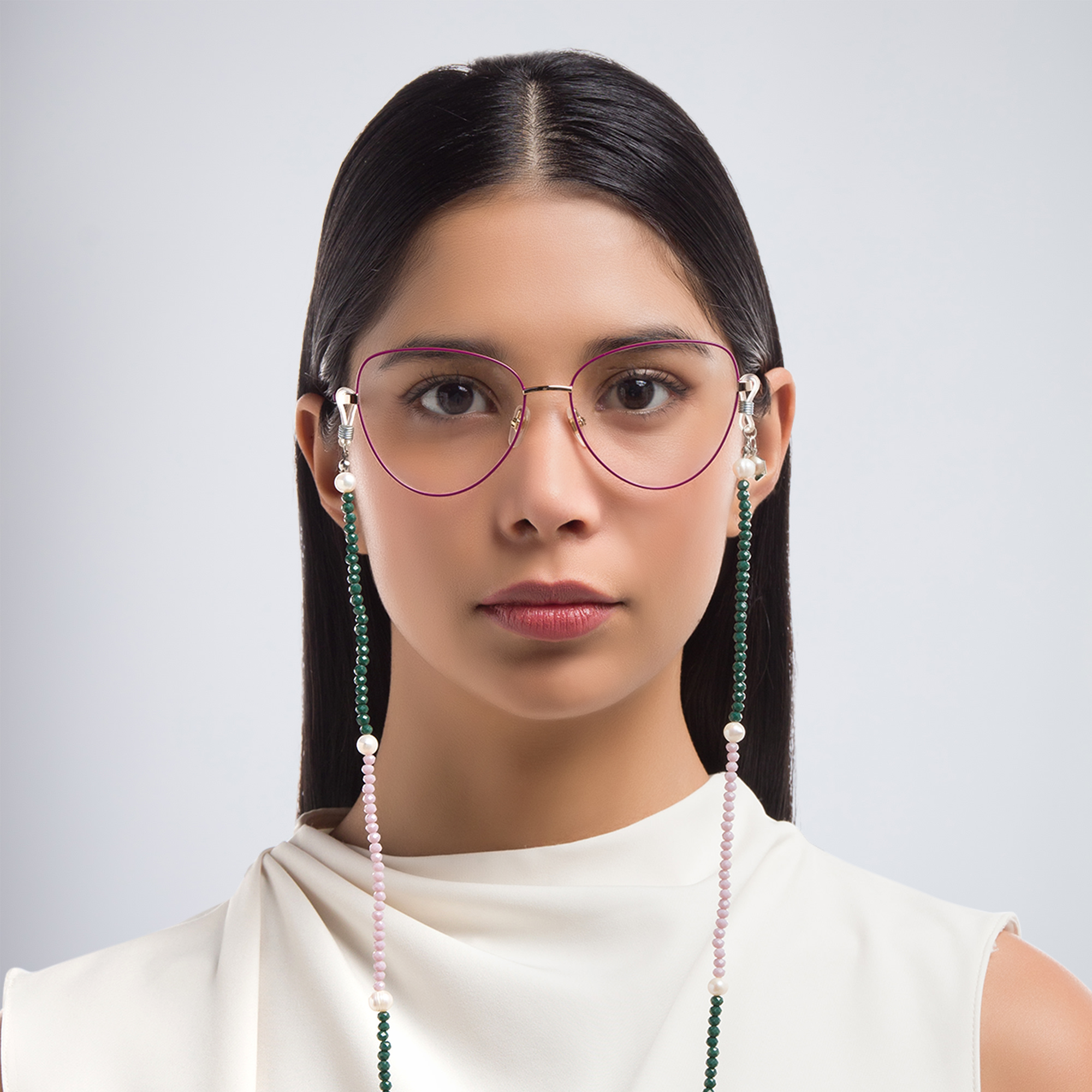 سلسلة نظارات باللؤلؤ الطبيعي والكريستال من ذا ريتشي ديستريكت - صورة المنتج 5